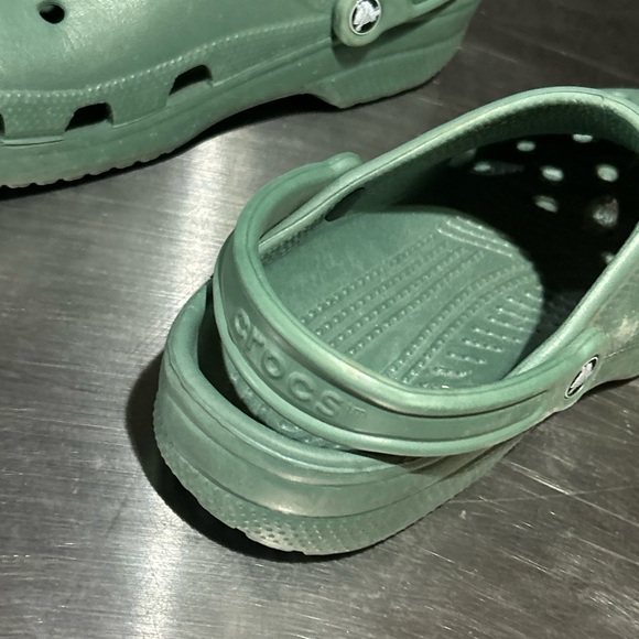 Crocs - Picture 3 of 9